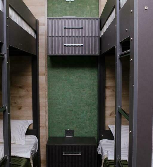 تختخواب در اتاق مشترک, Bed Pillow Hostel