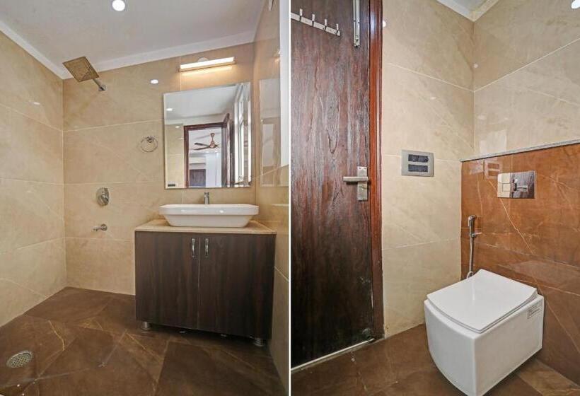 Pokój Trzyosobowy Klasyczny, Collection O Hotel The Telone Stay