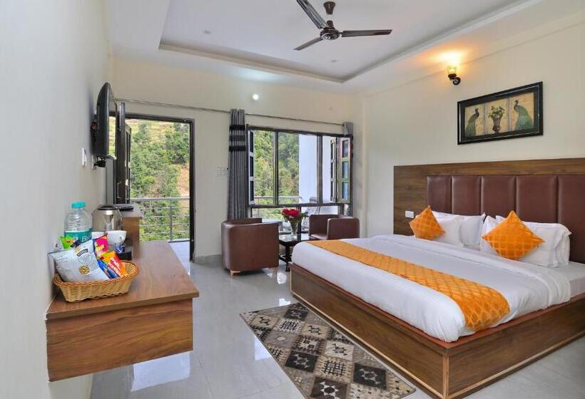 Standard Room Mountain View, Dhanolti View By La Riqueza   Welcome New Year With Fresh Snowfall