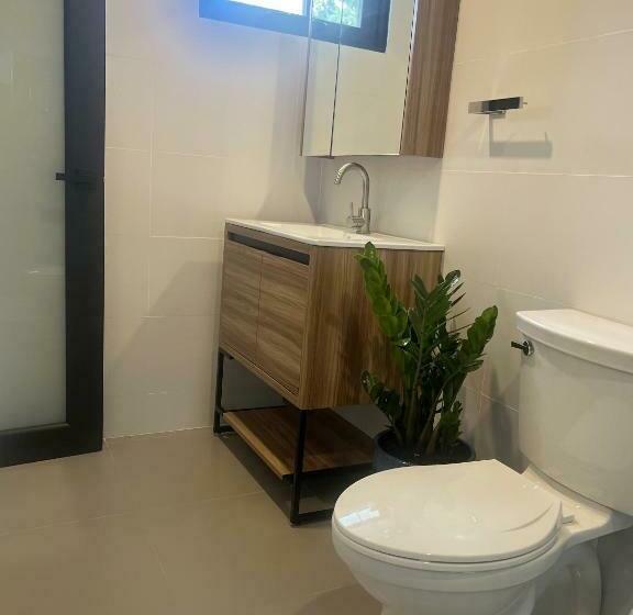 اتاق استاندارد, La Calma Poshtel