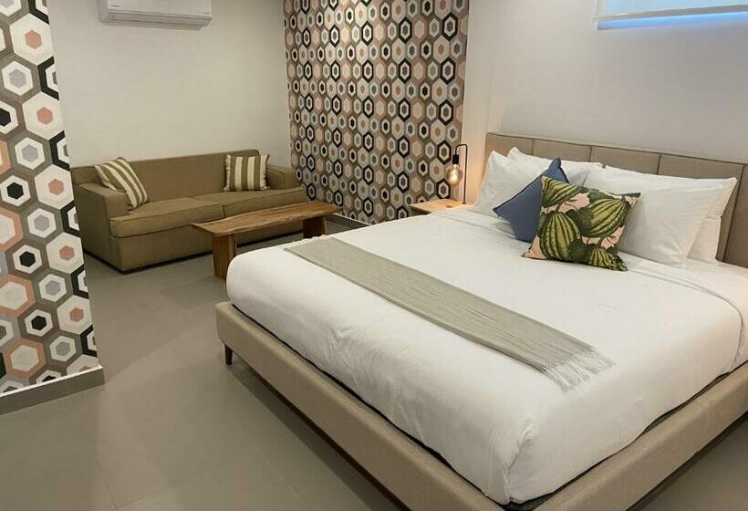 اتاق استاندارد سه نفره, La Calma Poshtel