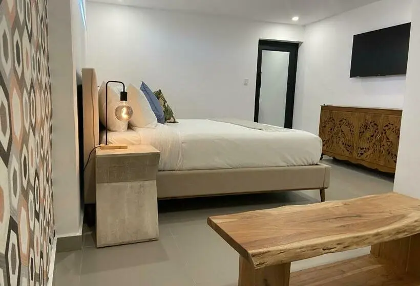 اتاق استاندارد سه نفره, La Calma Poshtel