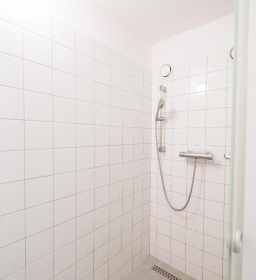 豪华工作室, Squash Apartments & Studios