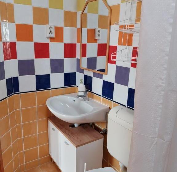 带1个卧室的公寓, Squash Apartments & Studios