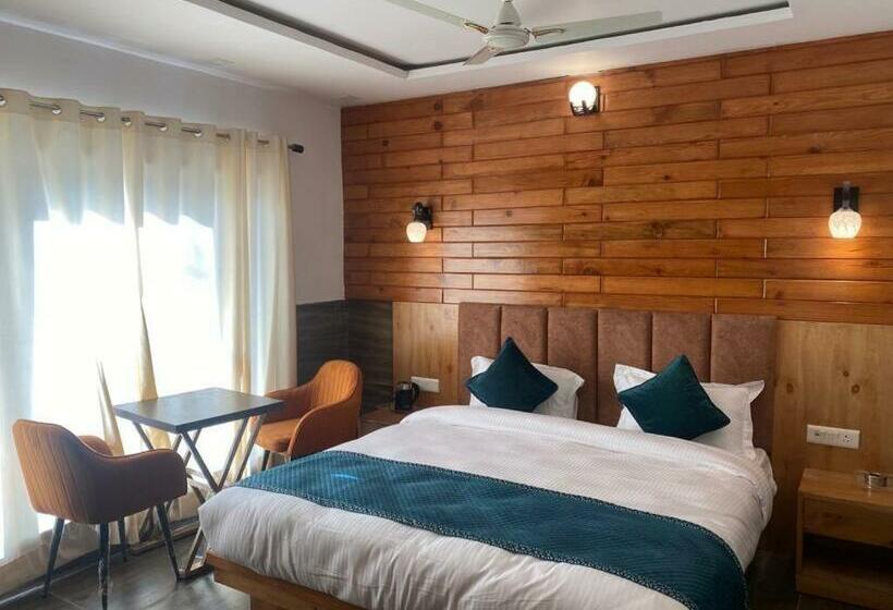 Номер Superior, The Aesthetic Hotel & Restaurant