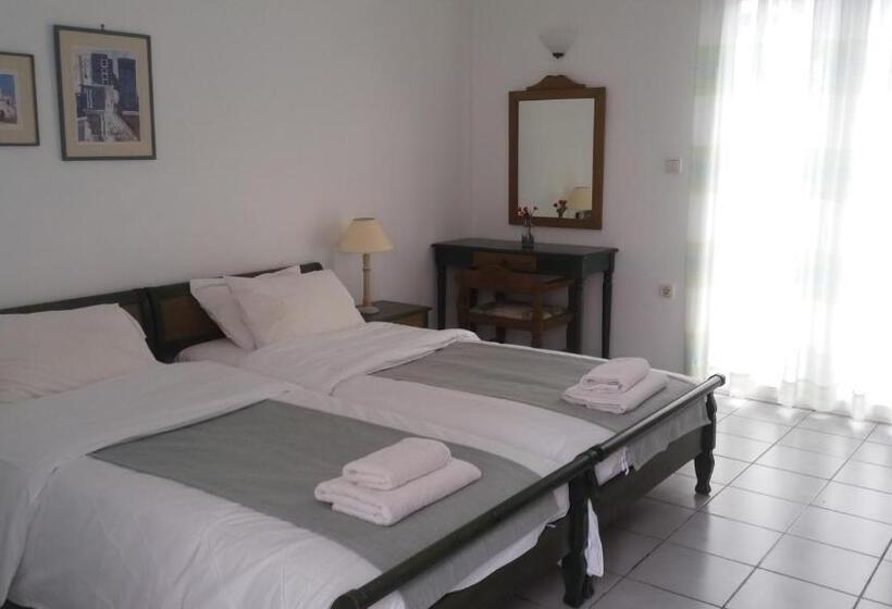 Студия Стандарт, Astra Hotel Apartments