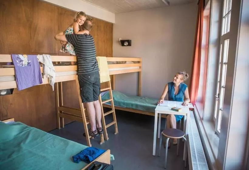 スタンダード４人部屋, De Draecke Hostel