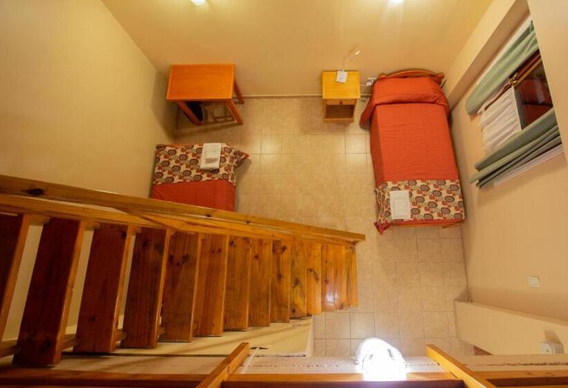 غرفة عائلية, Del Glaciar Libertador