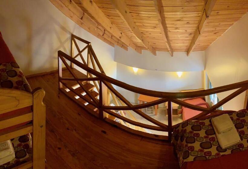 غرفة عائلية, Del Glaciar Libertador