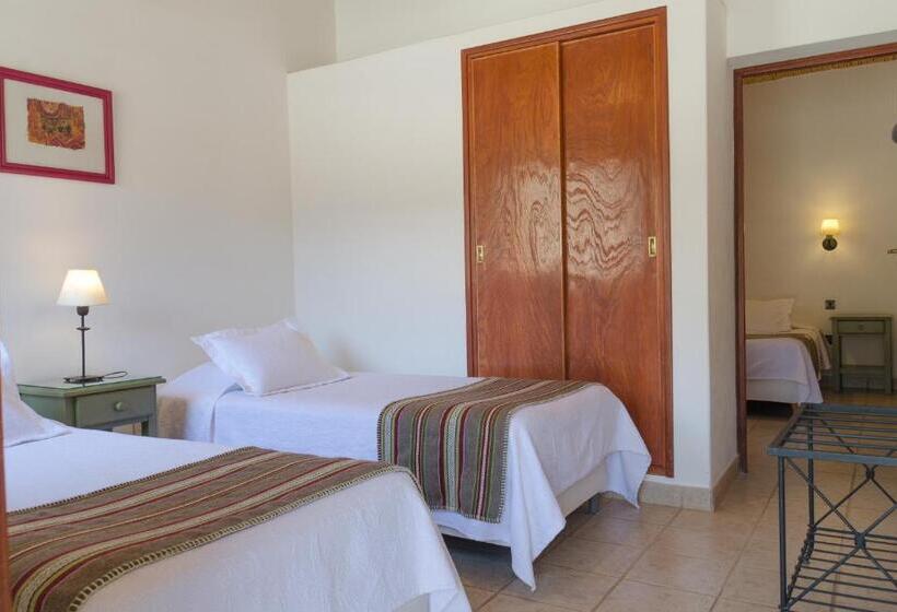 غرفة قياسية رباعية, Posta De Purmamarca