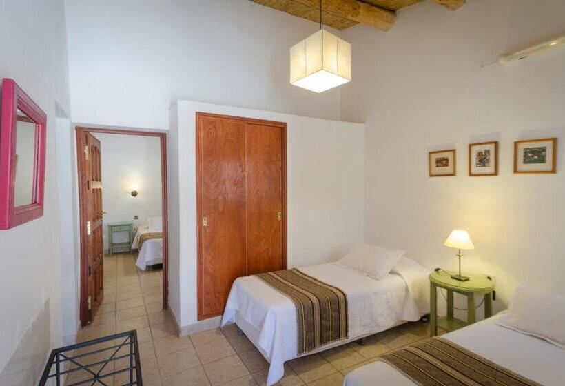 غرفة قياسية رباعية, Posta De Purmamarca