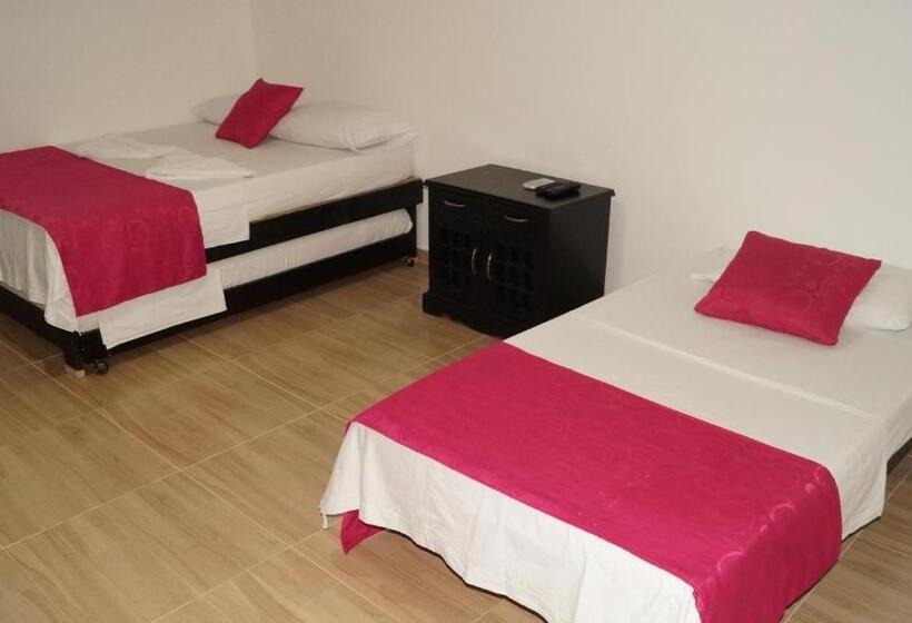 4인용 스탠다드 룸, Apartahotel Tukasa Rodadero