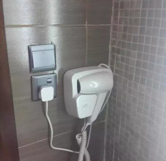 سوییت اجرایی, Boma Inn Eldoret