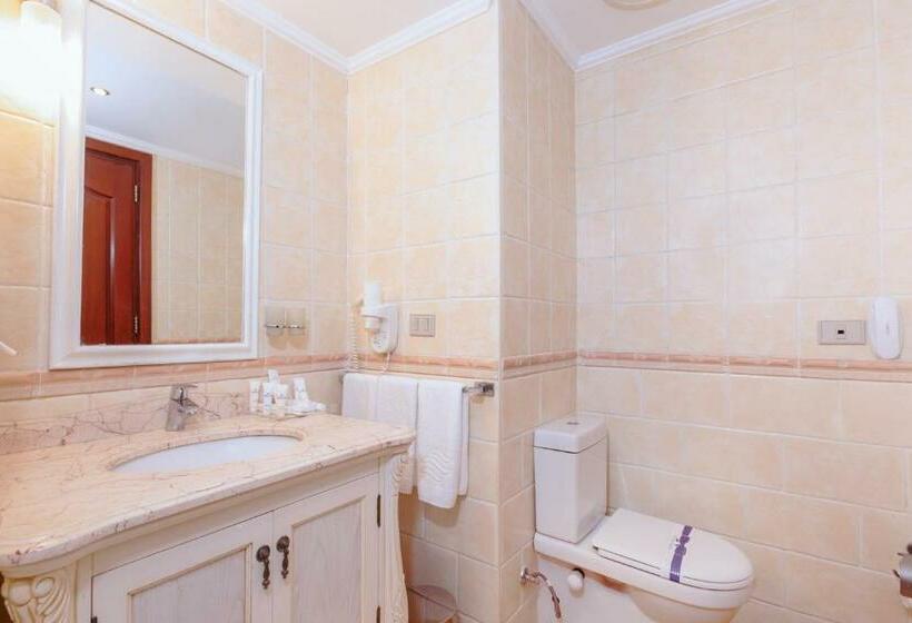 اتاق استاندارد, Coral Sea Beach And Aqua Park