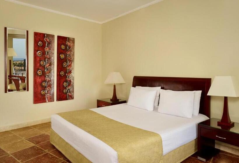 اتاق استاندارد یک نفره, Coral Sea Beach And Aqua Park