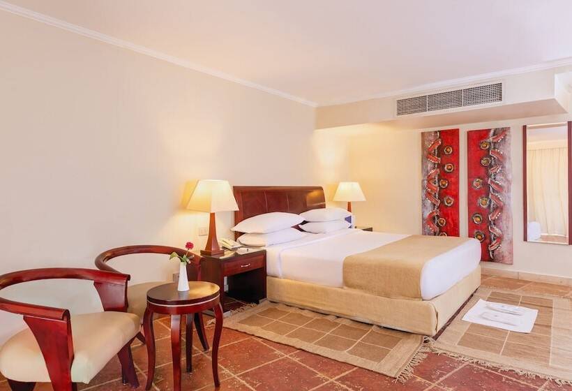 اتاق استاندارد یک نفره, Coral Sea Beach And Aqua Park