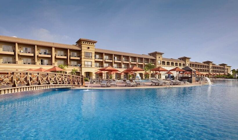 اتاق استاندارد یک نفره, Coral Sea Beach And Aqua Park