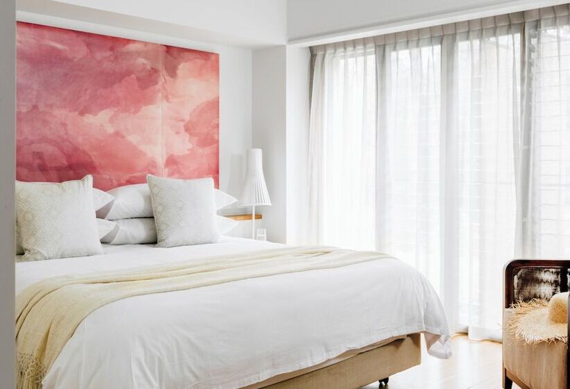 ویلای لوکس 1 خوابه, Elements Of Byron