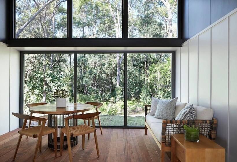 ویلا دلوکس 2 خوابه, Elements Of Byron