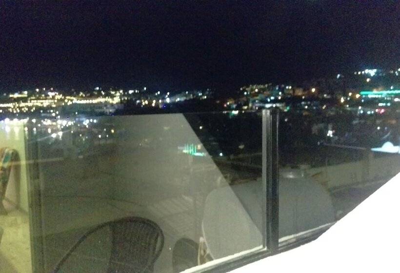 غرفة سوبيريور, Gumbet