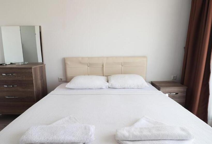 غرفة سوبيريور, Gumbet