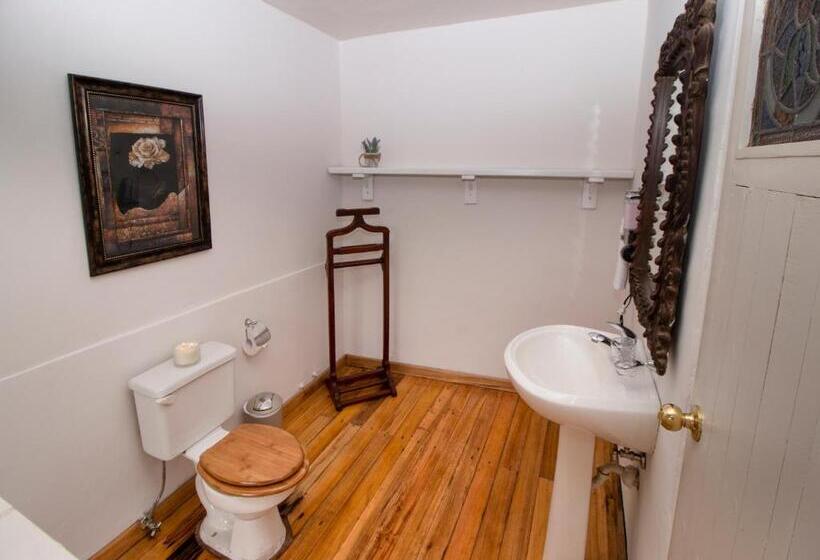 سوییت جونیور سوپریور, Hosteria Papagayo Cotopaxi