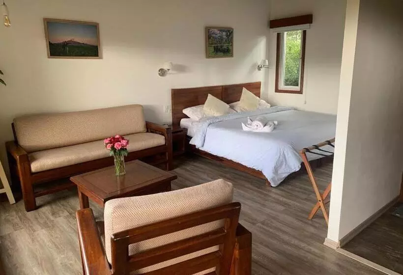 Juniorsviitti, Hosteria Papagayo Cotopaxi