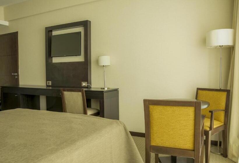 חדר סטנדרט, Howard Johnson Neuquen