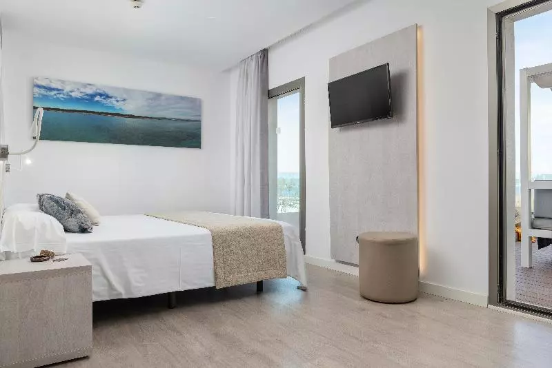 Deluxe Zimmer mit Meerblick, Llaut Boutique