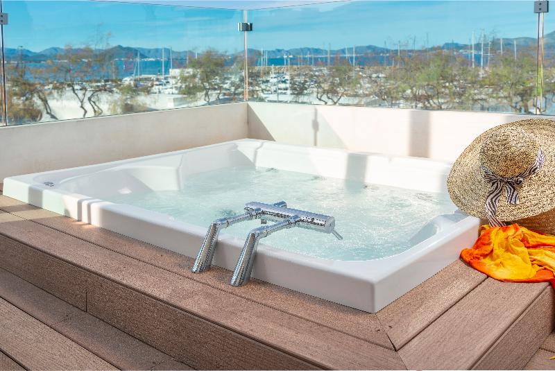 디럭스 룸 바다 전망, Llaut Boutique