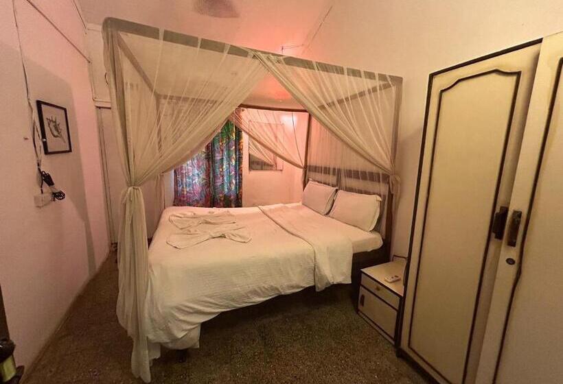 Standard Room without Air Conditioning, Ocean View Goan Beach House