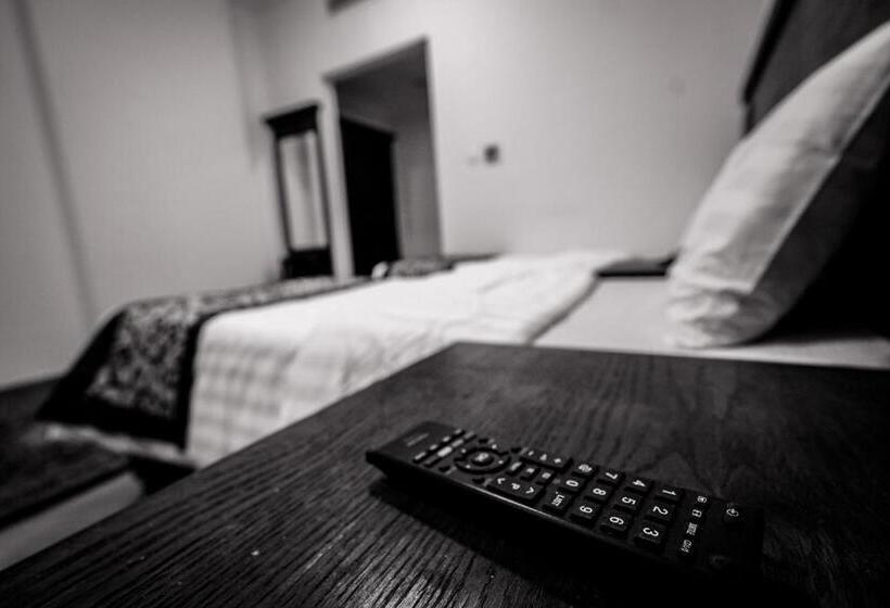 חדר סטנדרט, Qasr Alazzizia