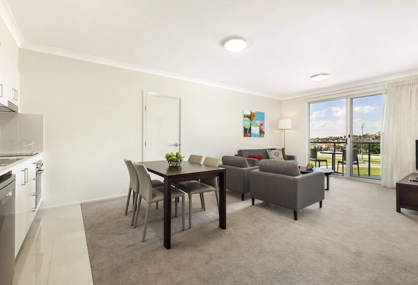 3ベッドルームアパートメント, Quest Breakfast Creek