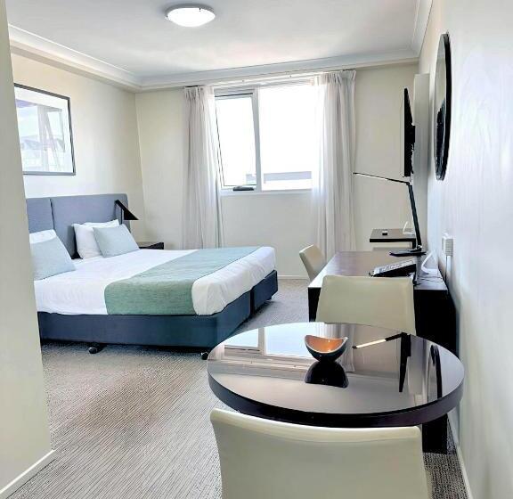 3ベッドルームアパートメント, Quest Breakfast Creek