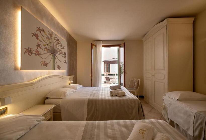 غرفة عائلية, San Lorenzo