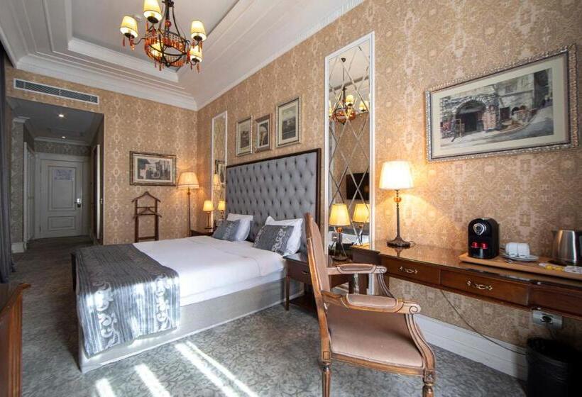 豪华房间, Sapphire City