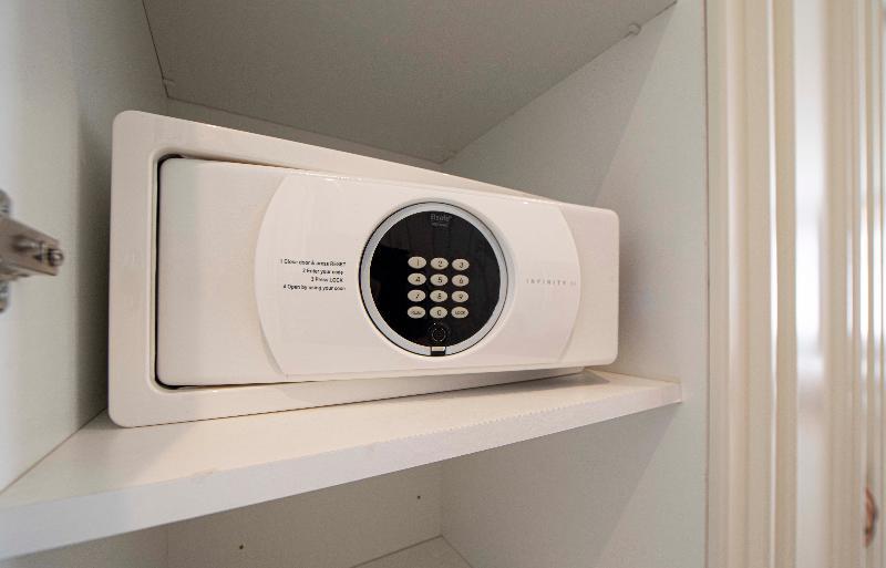 豪华房间, Sapphire City