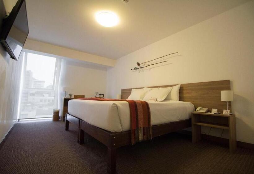 Superior-Zimmer, Tierra Viva Miraflores Larco