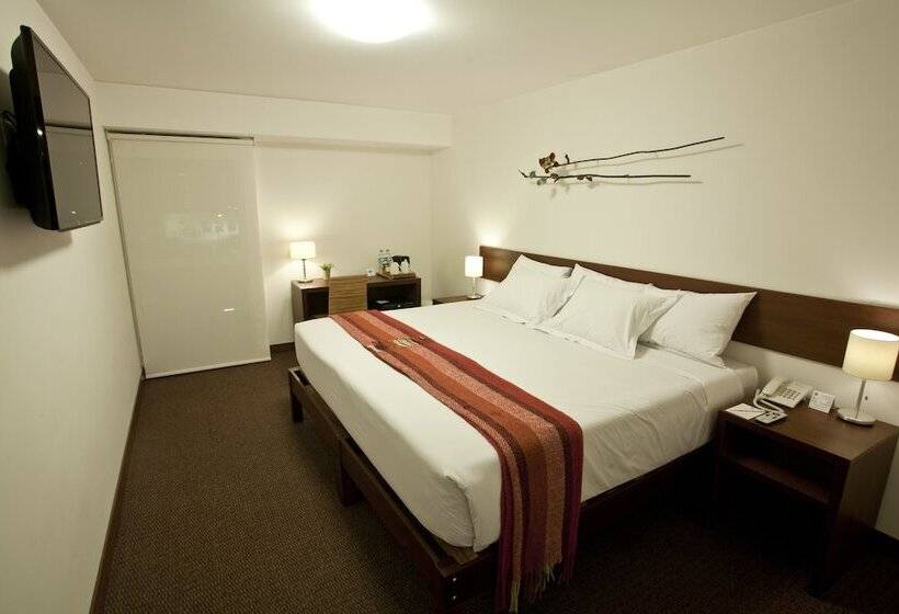 Superior-Zimmer, Tierra Viva Miraflores Larco