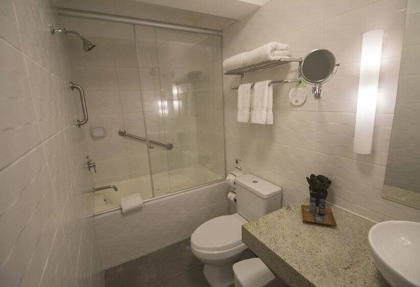 Superior-Zimmer, Tierra Viva Miraflores Larco