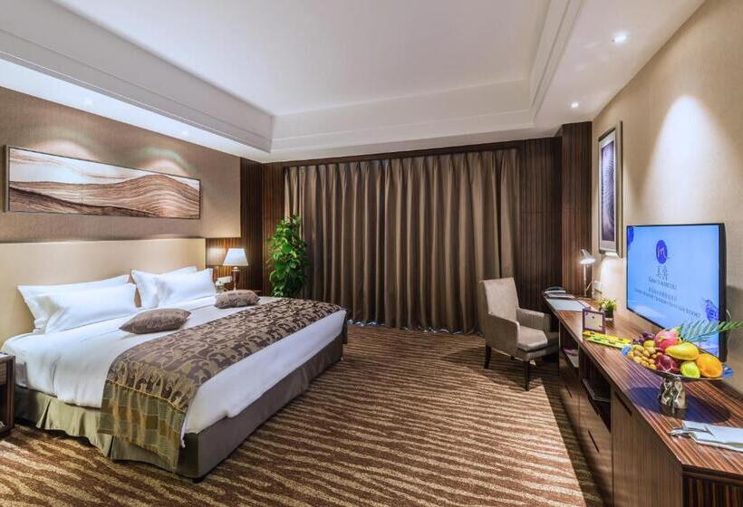 带大床的豪华间, Grand Mercure Qingdao Airlines