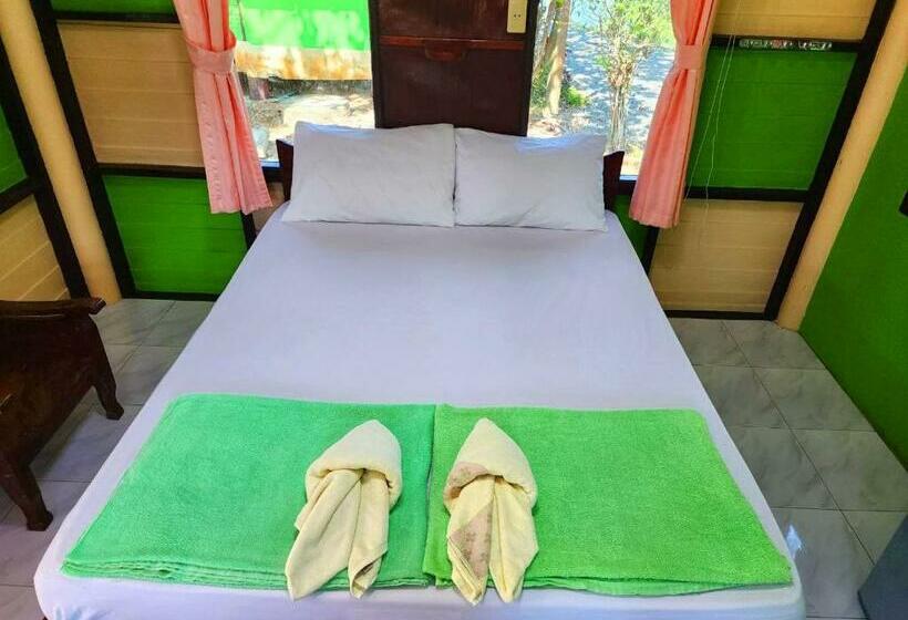 إستوديو قياسى مطل على البحر, Banmae Resort Kohchang