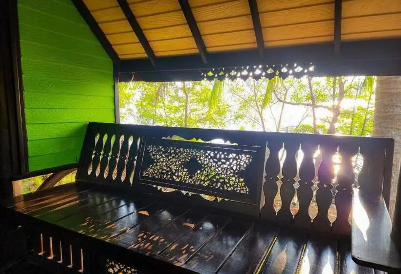 オーシャンビューのデラックストリプルルーム, Banmae Resort Kohchang