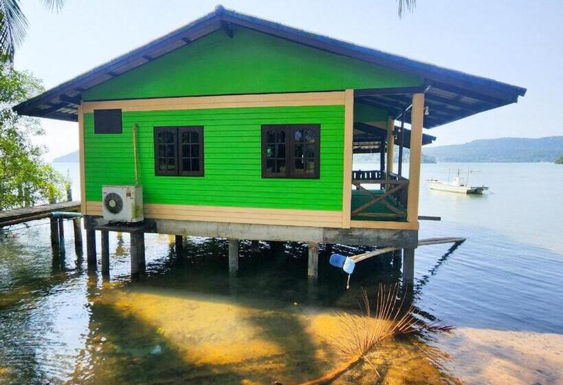 Семейный Номер Боковой Вид на Море, Banmae Resort Kohchang