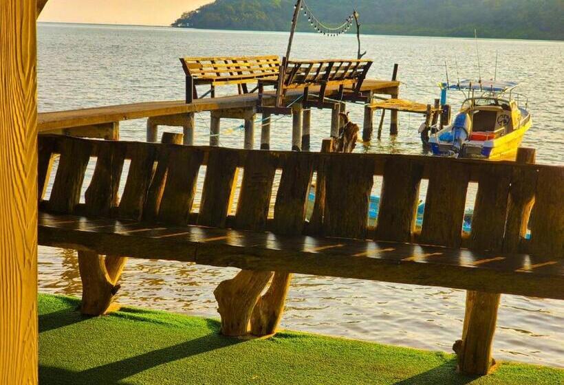 غرفة عائلية ذات إطلالة جانبية على البحر, Banmae Resort Kohchang