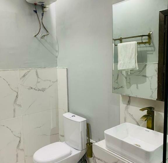 سوییت لوکس, De Fivez