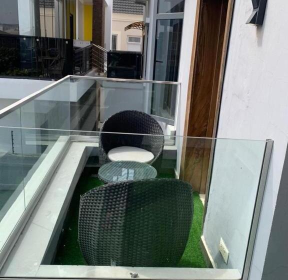 اتاق لوکس یک تخته, De Fivez