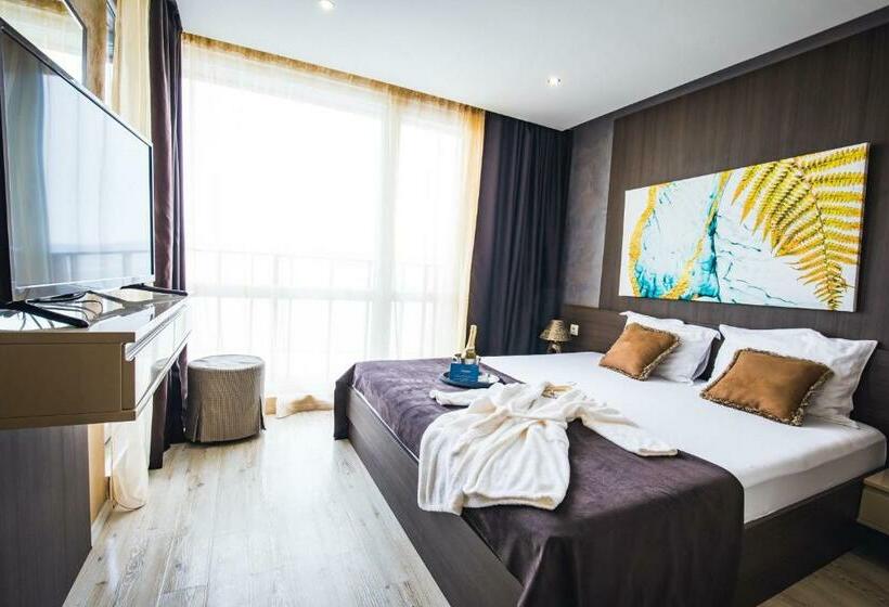 דירת חדר נוף לים, Paradiso Dreams