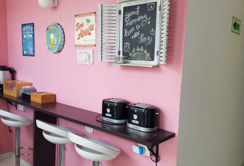 Номер Стандарт Индивидуальный, Aliika