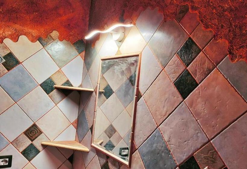 Standard room with outdoor bath, Casa Gaudi   House & Rooms